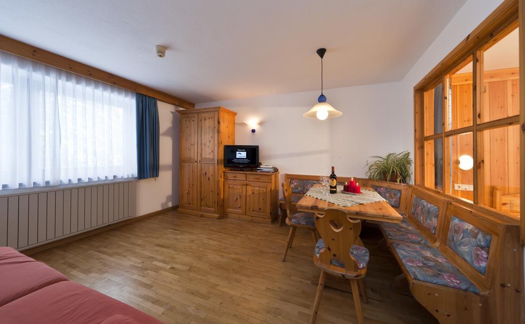 Residence Vallon Corvara In Badia Exterior photo