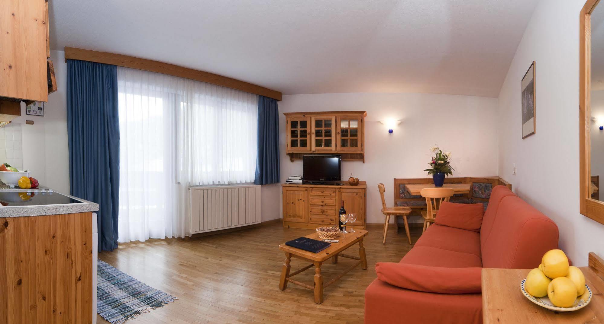 Residence Vallon Corvara In Badia Exterior photo